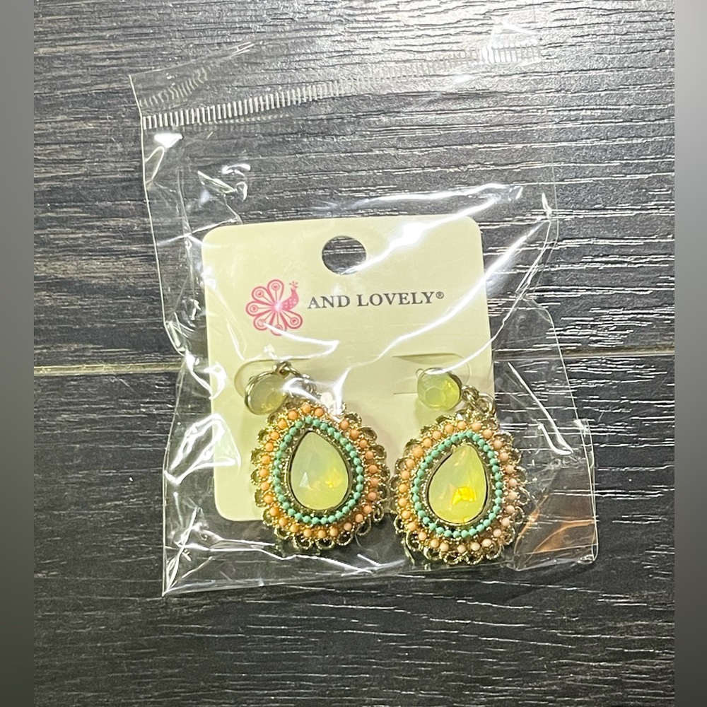 And Lovely teardrop shape earrings